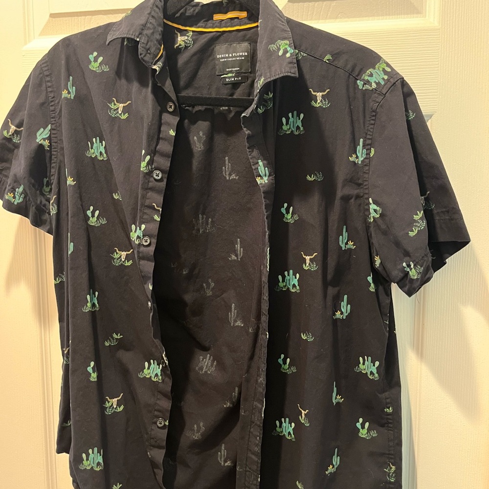 Black aloha shirt with desert print